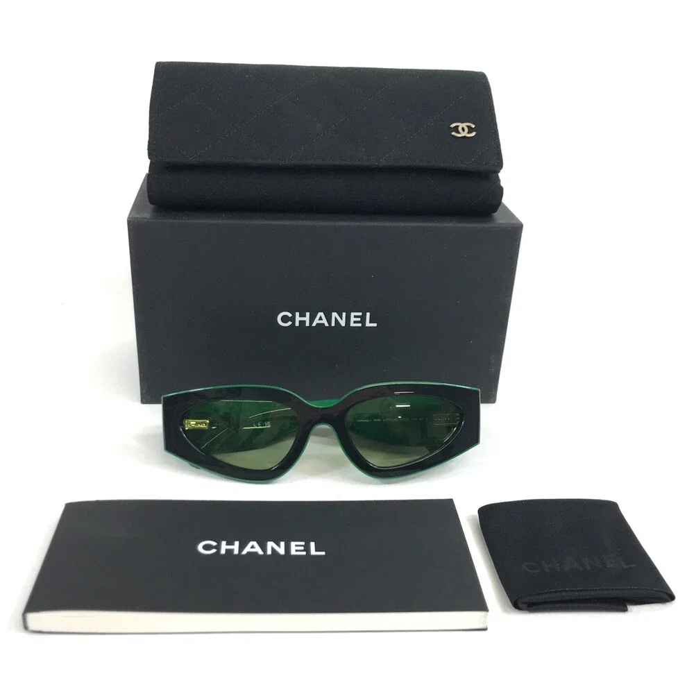 CHANEL | Accessories | Chanel Sunglasses 656 C7724e Black  display picture 1